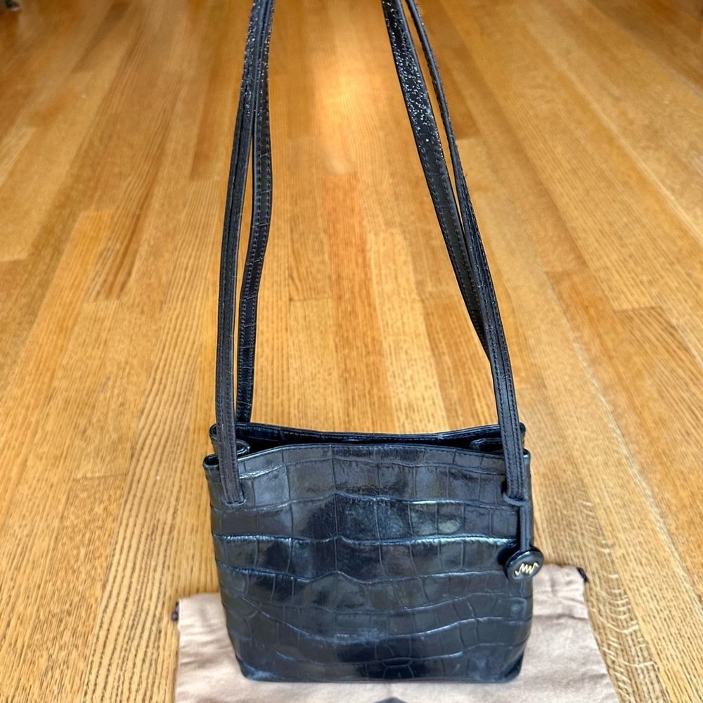 Monsac Black Crocodile-Embossed Genuine Leather Handbag with Shoulder Handles